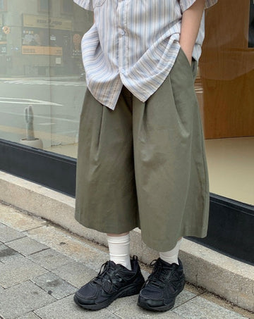 Ald Pin Tuck Banding Bermuda Cotton Pants